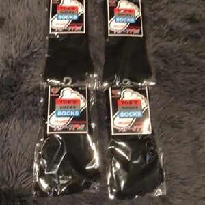 4 pairs of toe socks